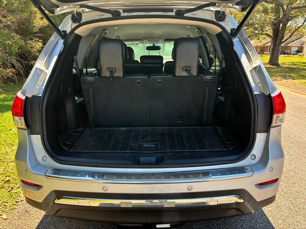 Nissan Pathfinder 4WD 4dr SL 2014