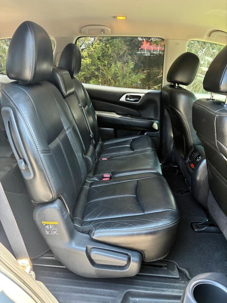 Nissan Pathfinder 4WD 4dr SL 2014