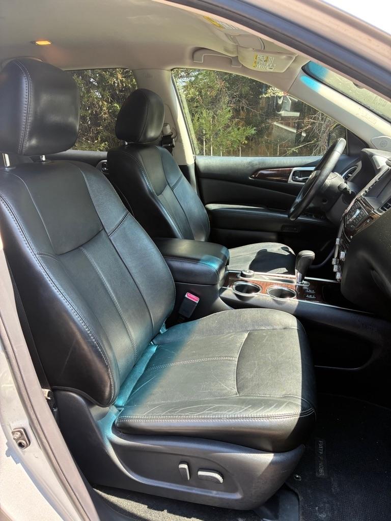 Nissan Pathfinder 4WD 4dr SL 2014