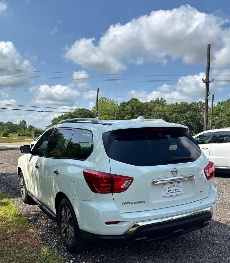 Nissan Pathfinder FWD SV 2020