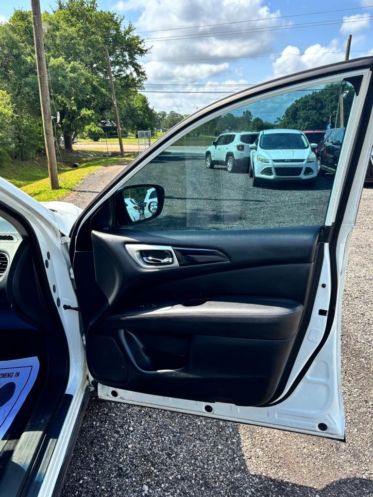Nissan Pathfinder FWD SV 2020