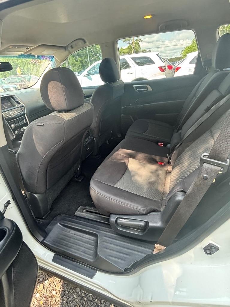 Nissan Pathfinder FWD SV 2020