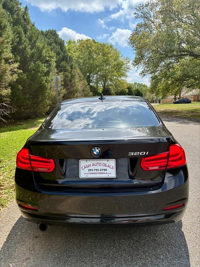 BMW 3 Series 4dr Sdn 320i RWD South Africa 2016