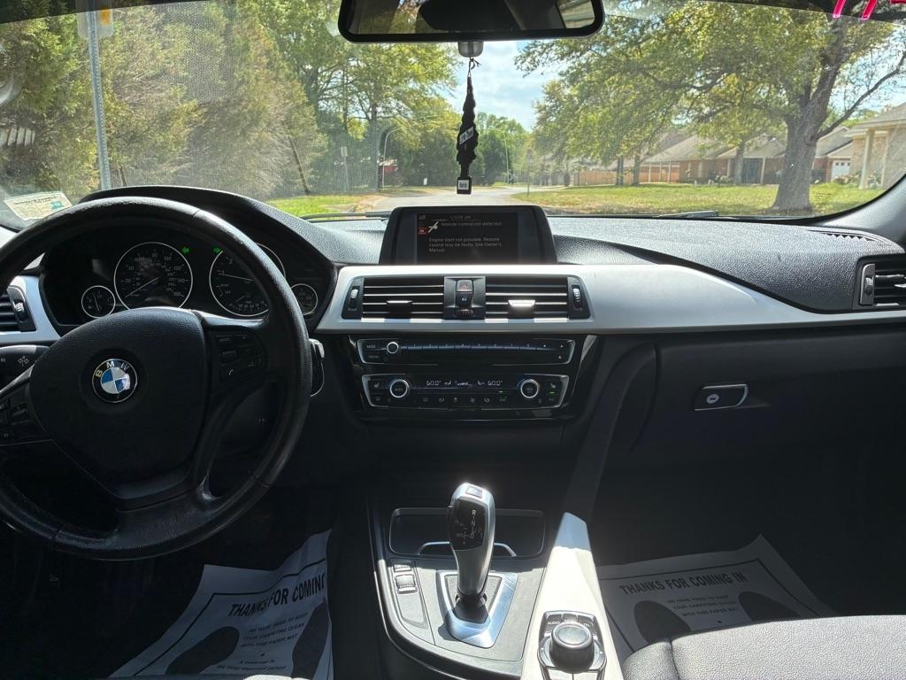 BMW 3 Series 4dr Sdn 320i RWD South Africa 2016