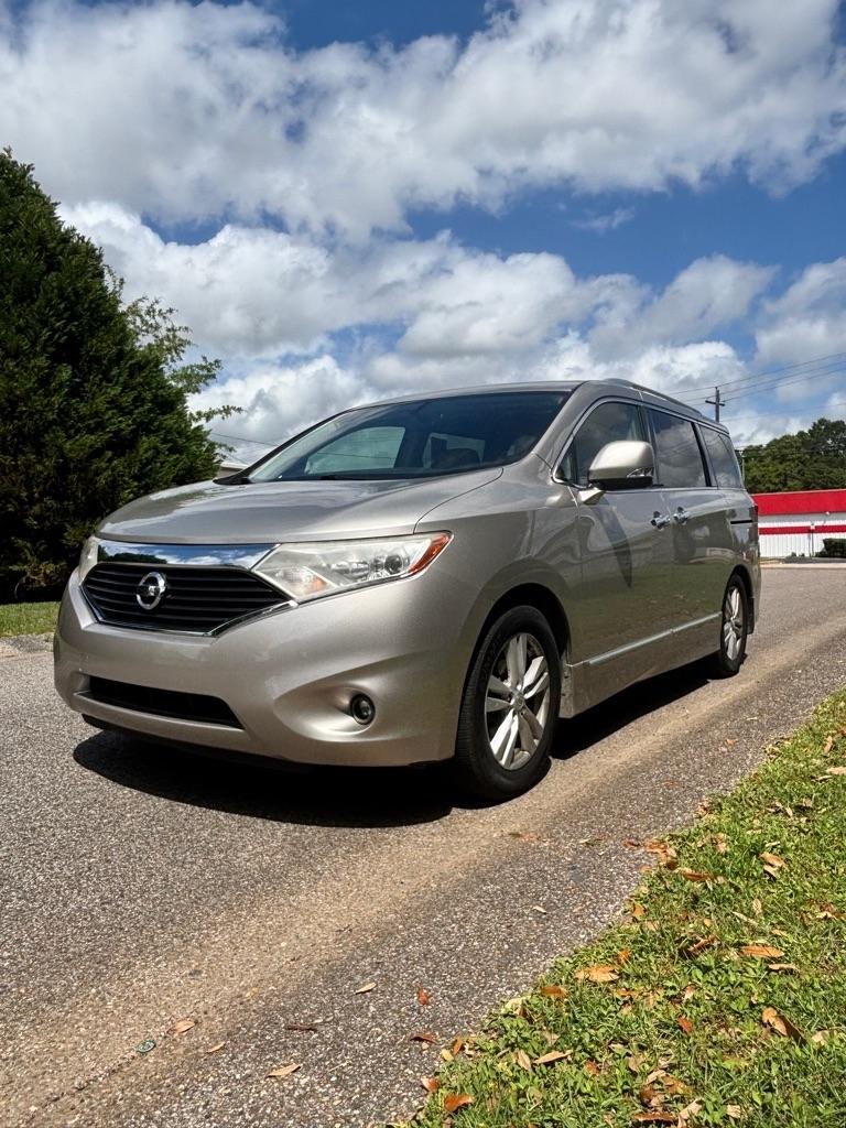 Nissan Quest 4dr LE 2012