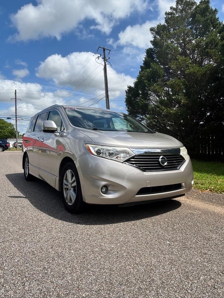 Nissan Quest 4dr LE 2012