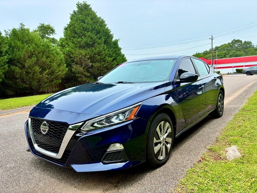 Nissan Altima 2.5 SR Sedan 2019