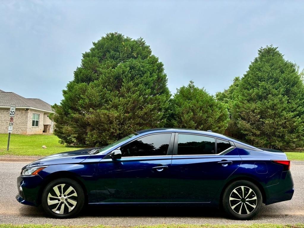 Nissan Altima 2.5 SR Sedan 2019