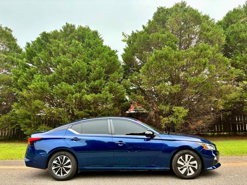 Nissan Altima 2.5 SR Sedan 2019