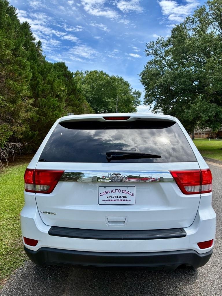 Jeep Grand Cherokee RWD 4dr Laredo 2013