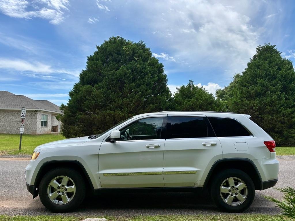 Jeep Grand Cherokee RWD 4dr Laredo 2013