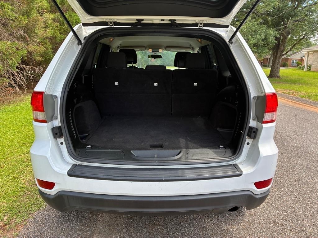 Jeep Grand Cherokee RWD 4dr Laredo 2013