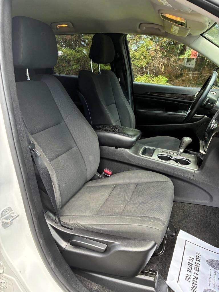 Jeep Grand Cherokee RWD 4dr Laredo 2013