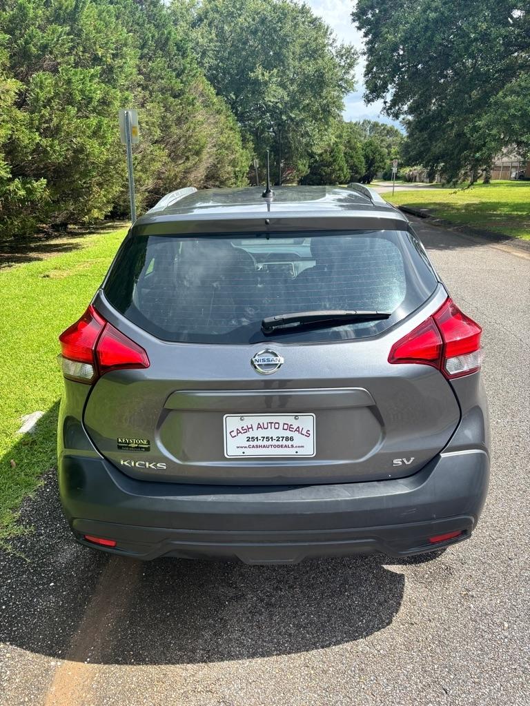 Nissan Kicks SV FWD 2019