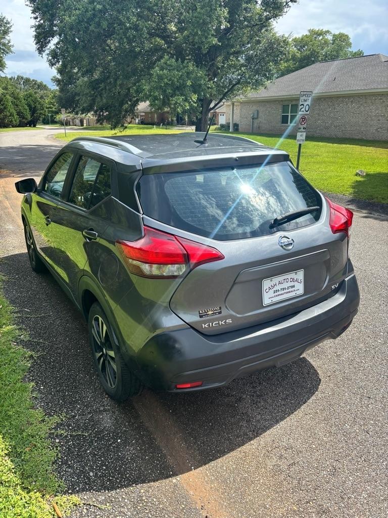 Nissan Kicks SV FWD 2019