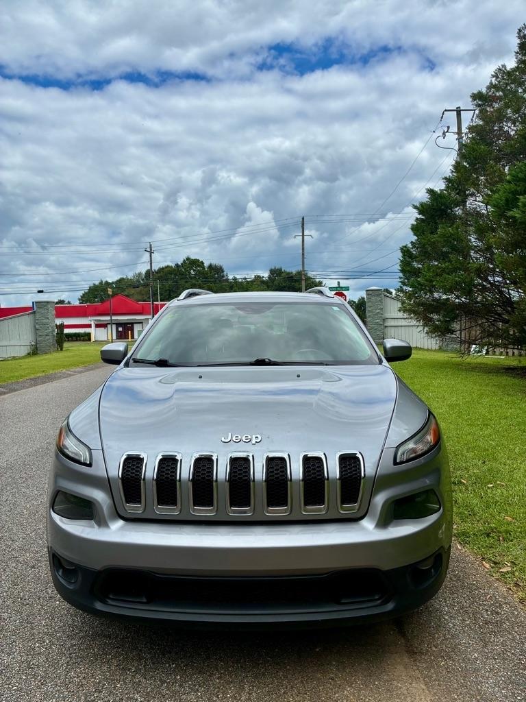 Jeep Cherokee Latitude FWD 2017
