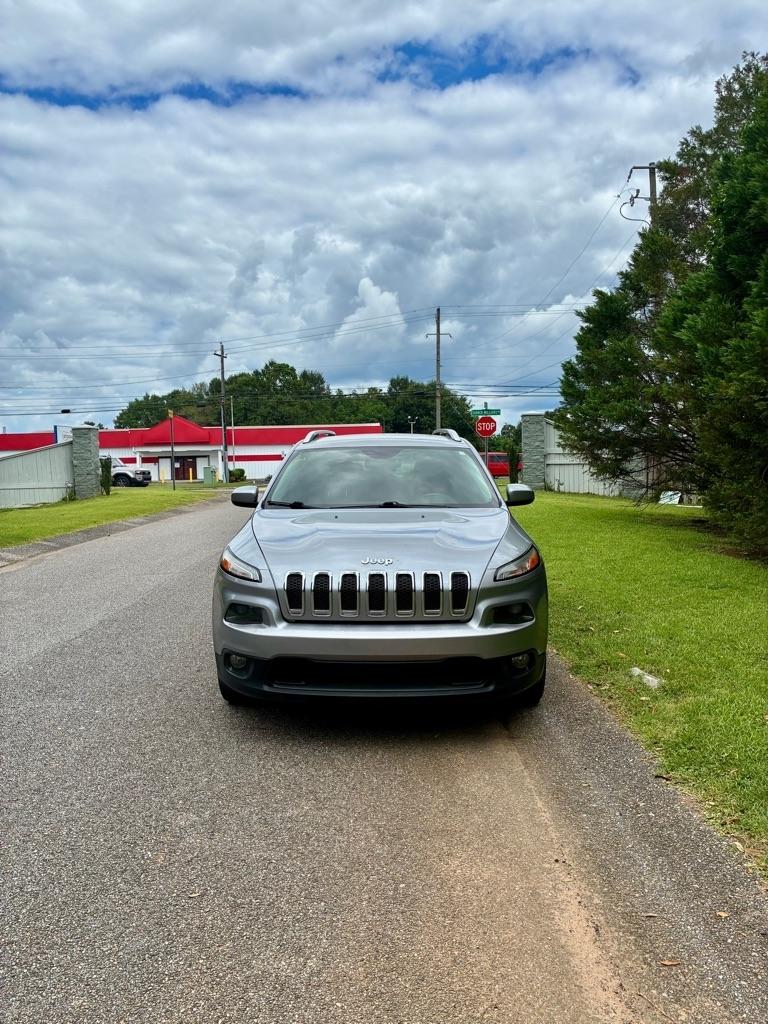 Jeep Cherokee Latitude FWD 2017