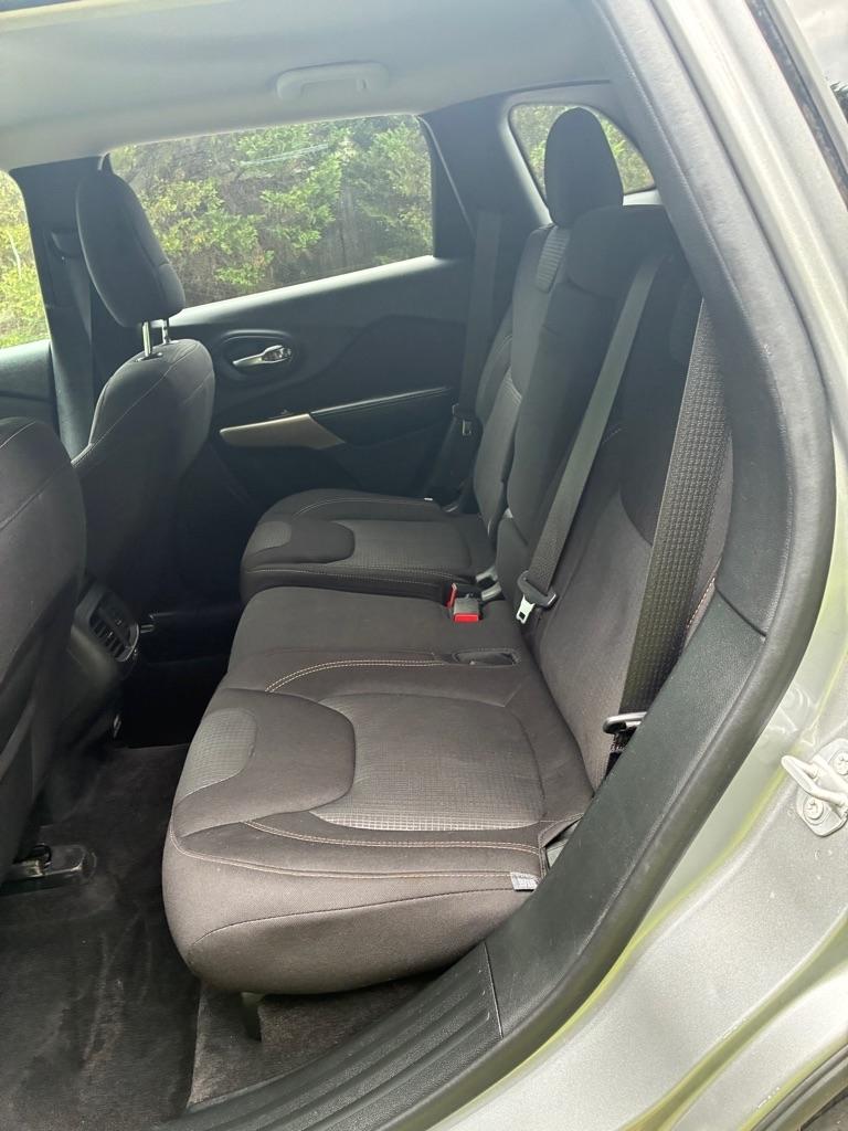 Jeep Cherokee Latitude FWD 2017