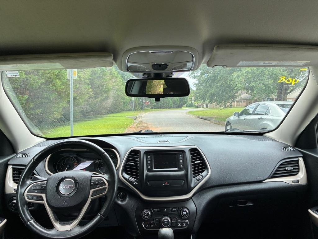 Jeep Cherokee Latitude FWD 2017