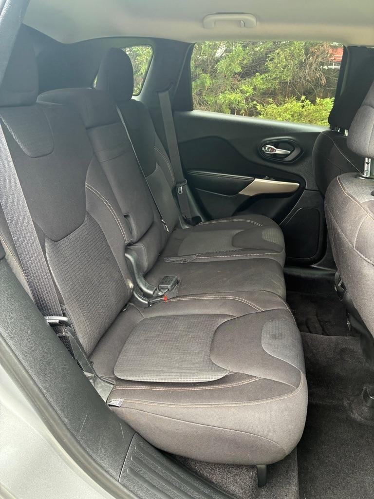Jeep Cherokee Latitude FWD 2017