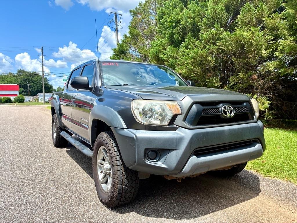 Toyota Tacoma 4WD Double Cab V6 MT (Natl) 2013