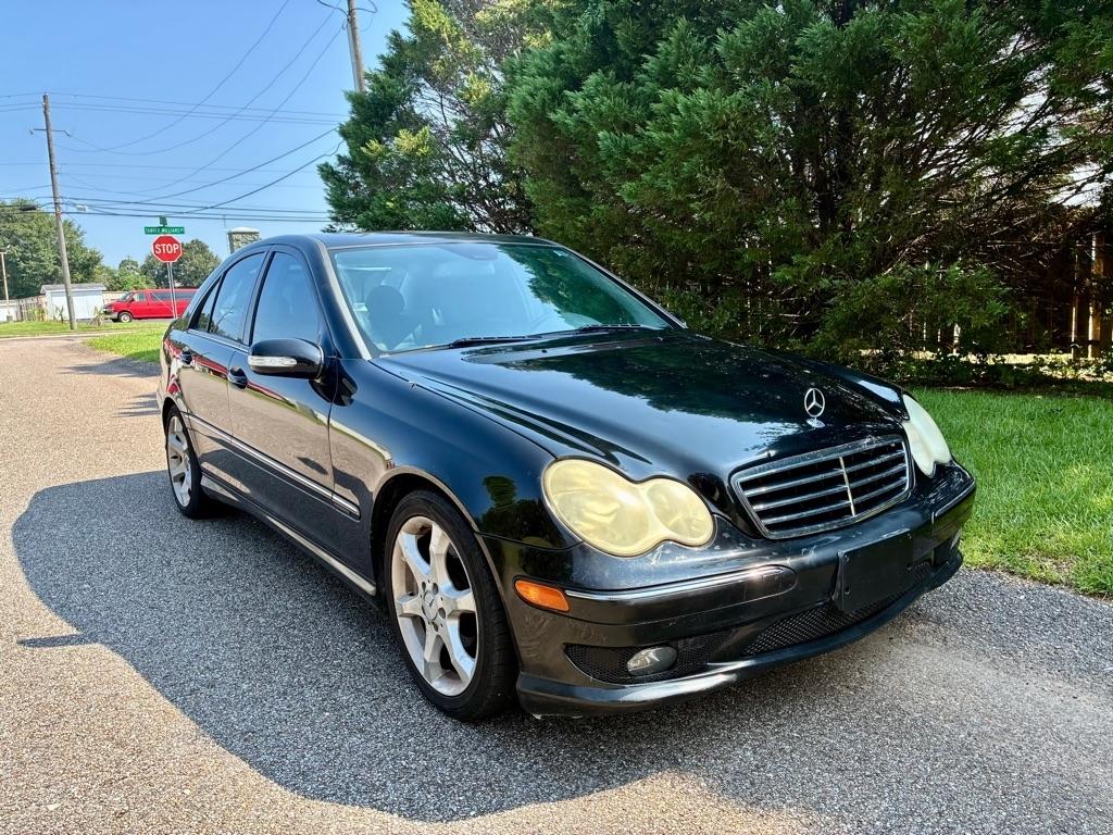 Mercedes-Benz C-Class 4dr Sdn 2.5L Sport RWD 2007