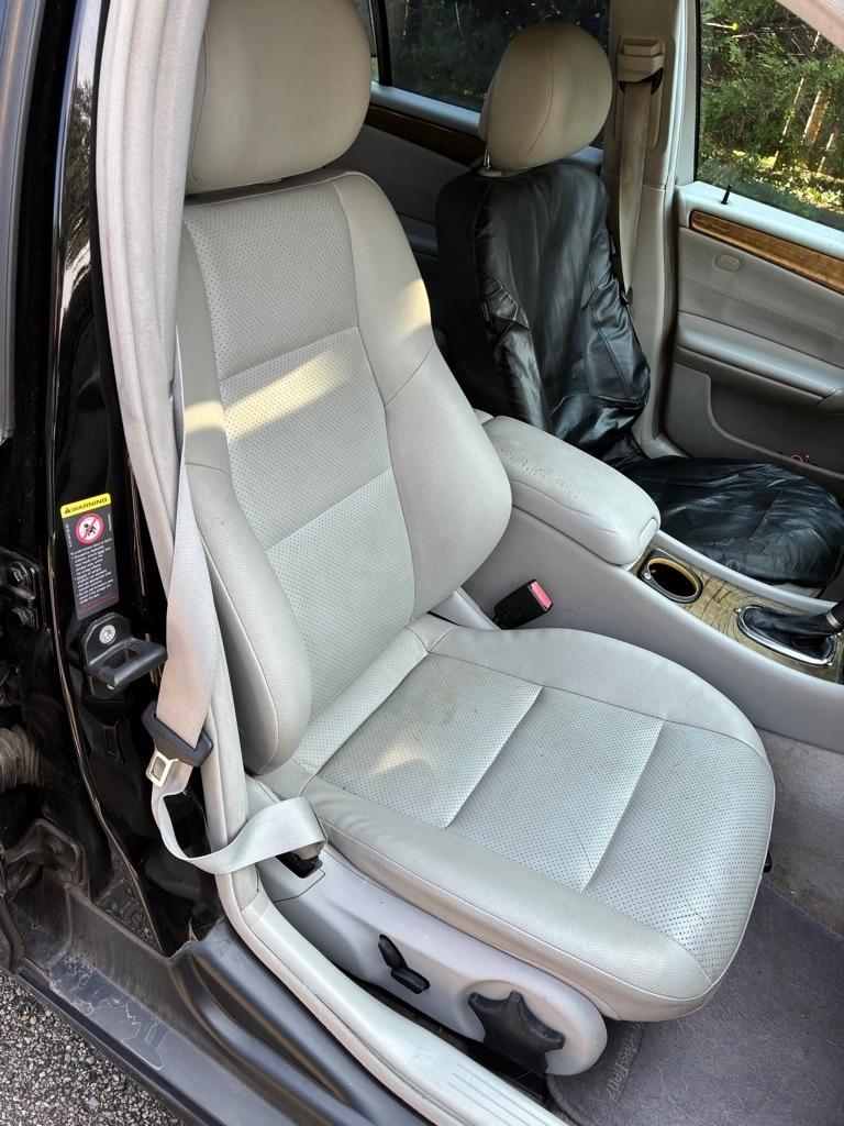 Mercedes-Benz C-Class 4dr Sdn 2.5L Sport RWD 2007