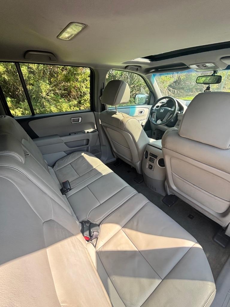 Honda Pilot 2WD 4dr EX-L w/Navi 2014