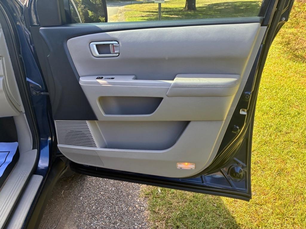 Honda Pilot photo 14
