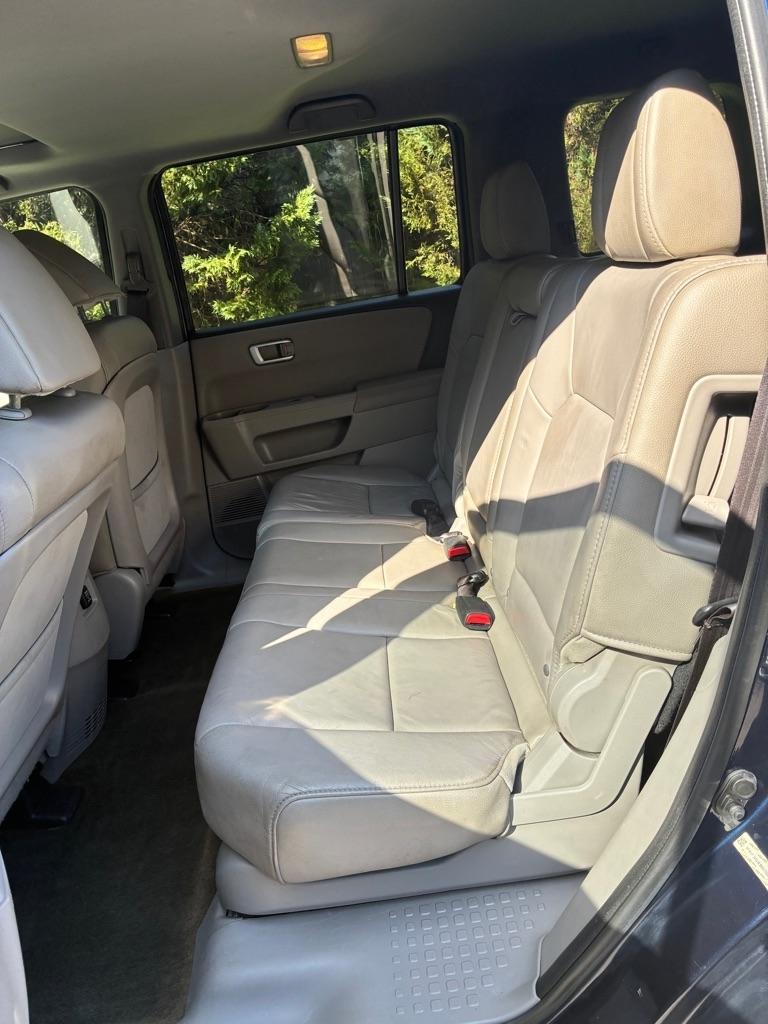 Honda Pilot photo 18