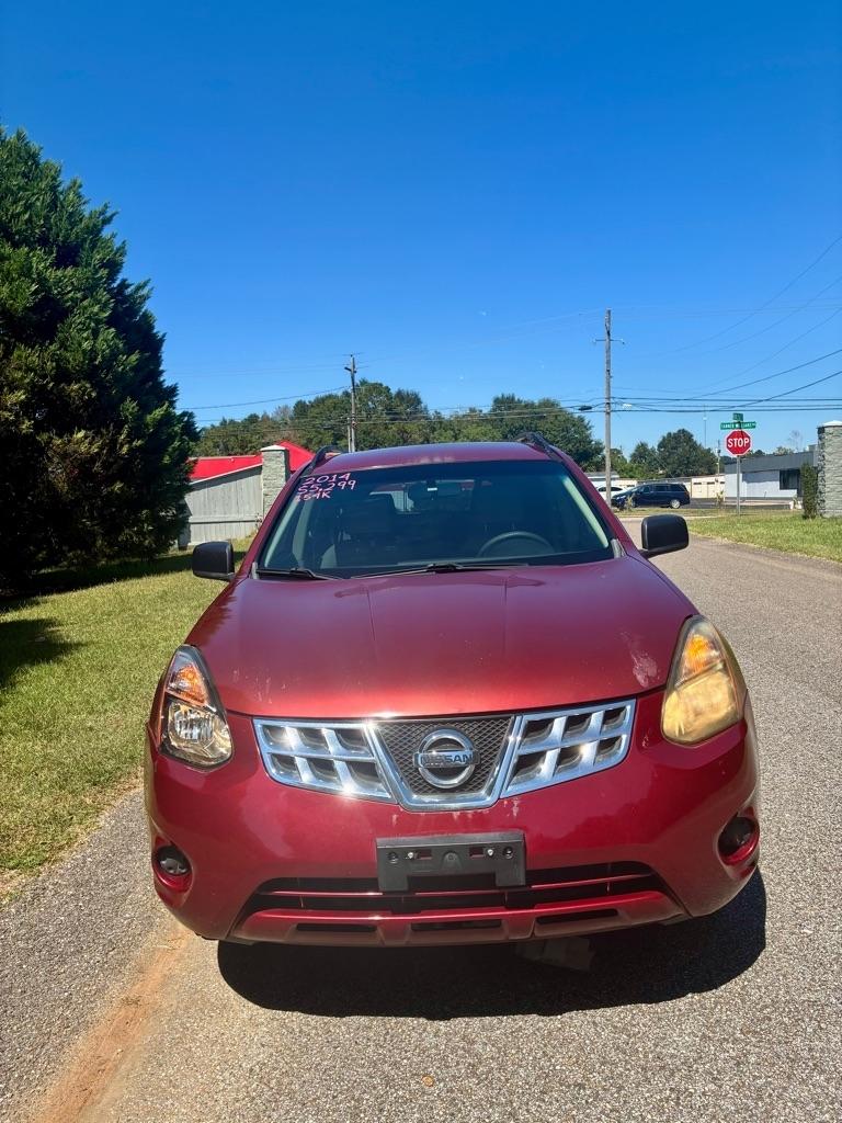 Nissan Rogue Select photo 2