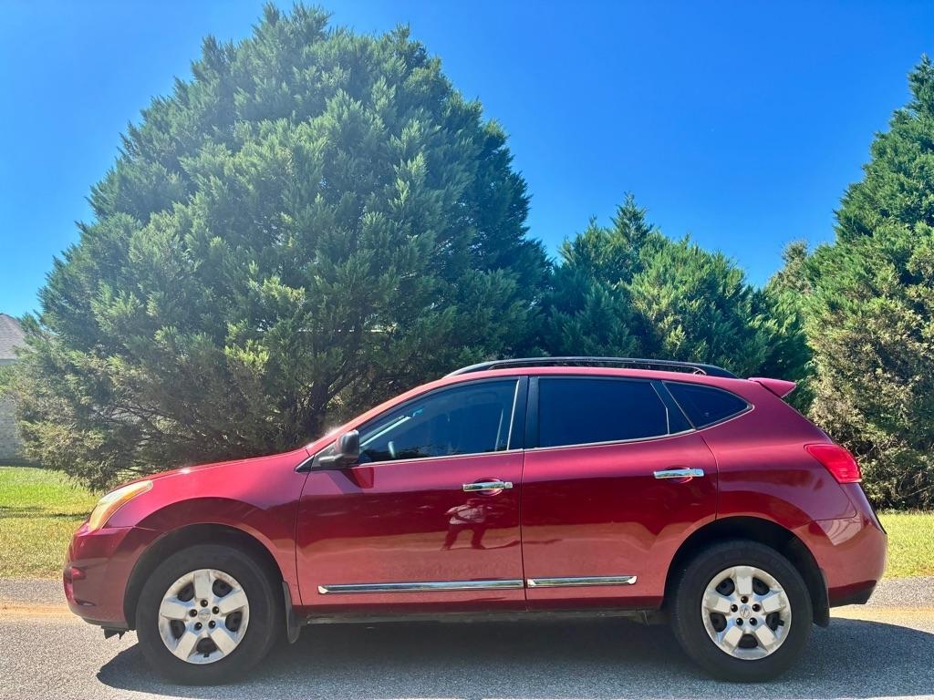 Nissan Rogue Select photo 6