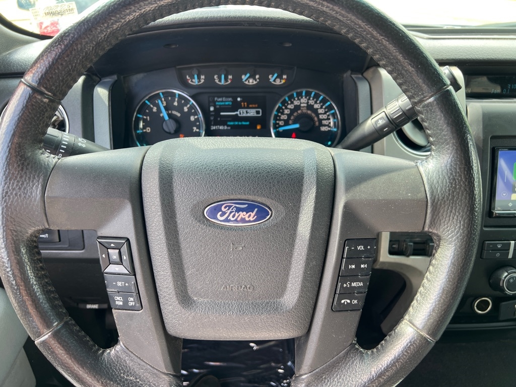 Ford F-150 XL SuperCrew 6.5-ft. Bed 4WD 2011
