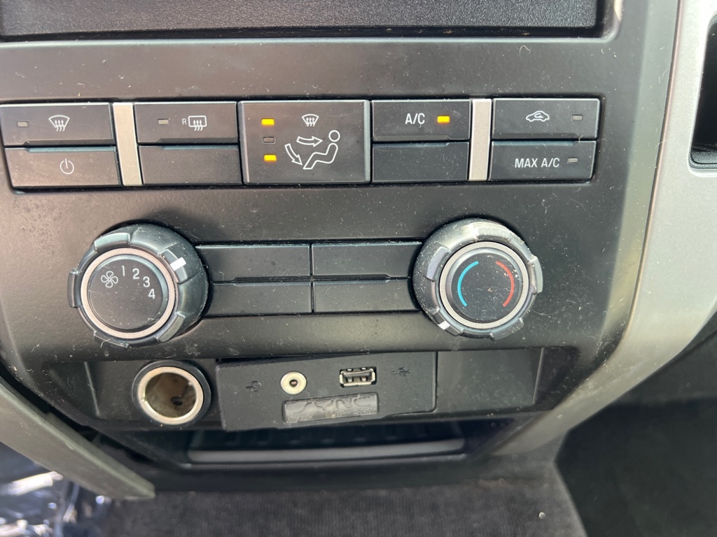 Ford F-150 XL SuperCrew 6.5-ft. Bed 4WD 2011