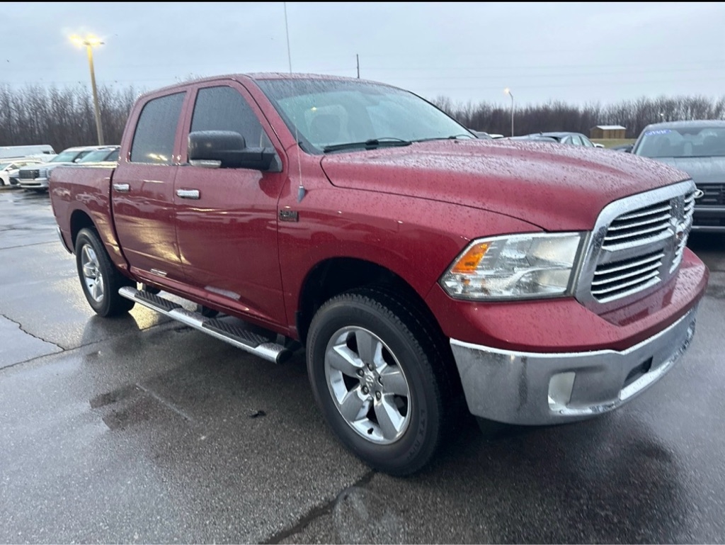 RAM 1500 SLT Crew Cab SWB 4WD 2014