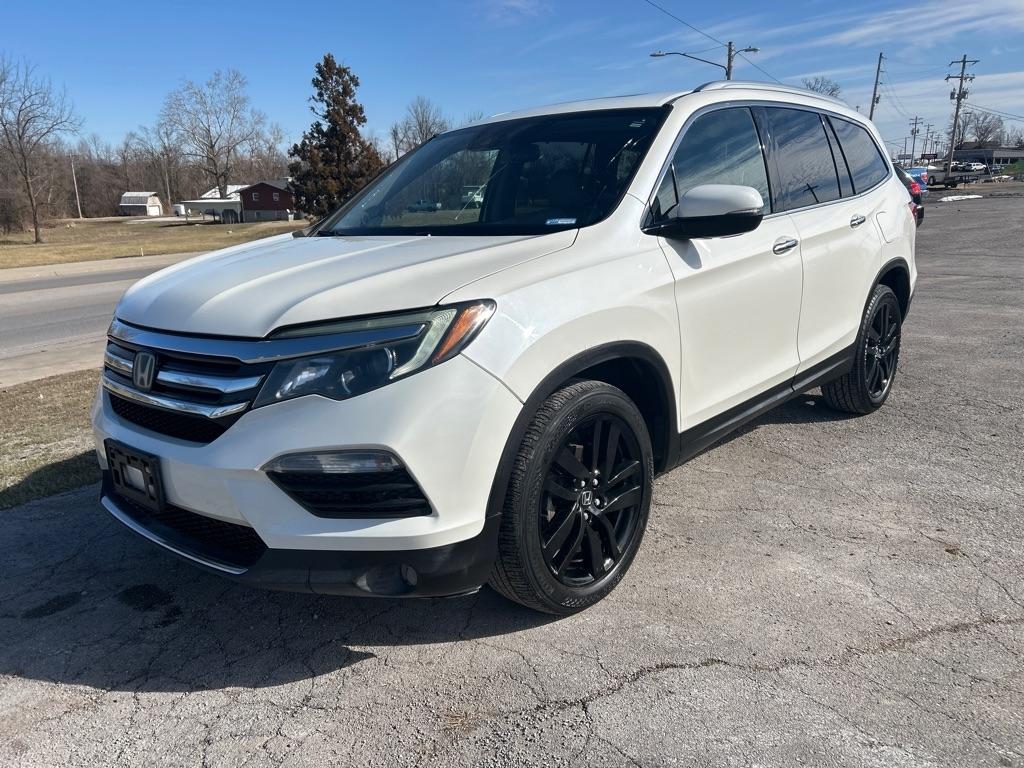 Honda Pilot Touring 2WD 2016