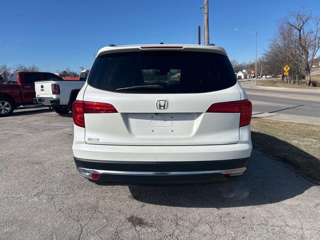 Honda Pilot Touring 2WD 2016