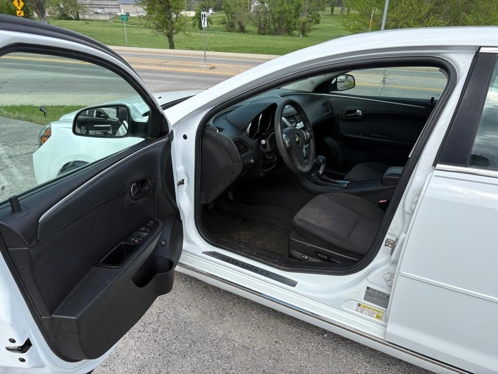 Chevrolet Malibu 1LT 2012