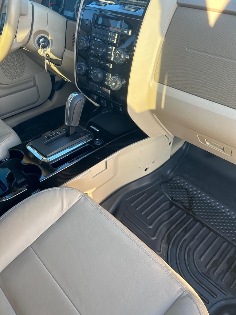 Ford Escape Limited FWD 2011