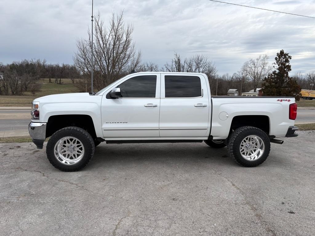 Chevrolet Silverado 1500 LTZ Crew Cab 4WD 2016