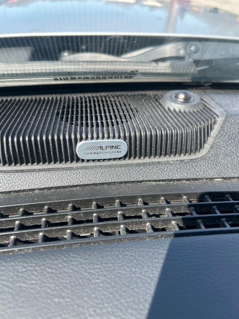 RAM 1500 Laramie Crew Cab SWB 4WD 2016