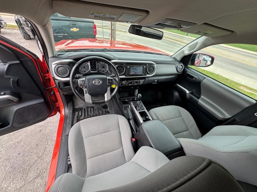 Toyota Tacoma SR5 Access Cab V6 6AT 4WD 2016