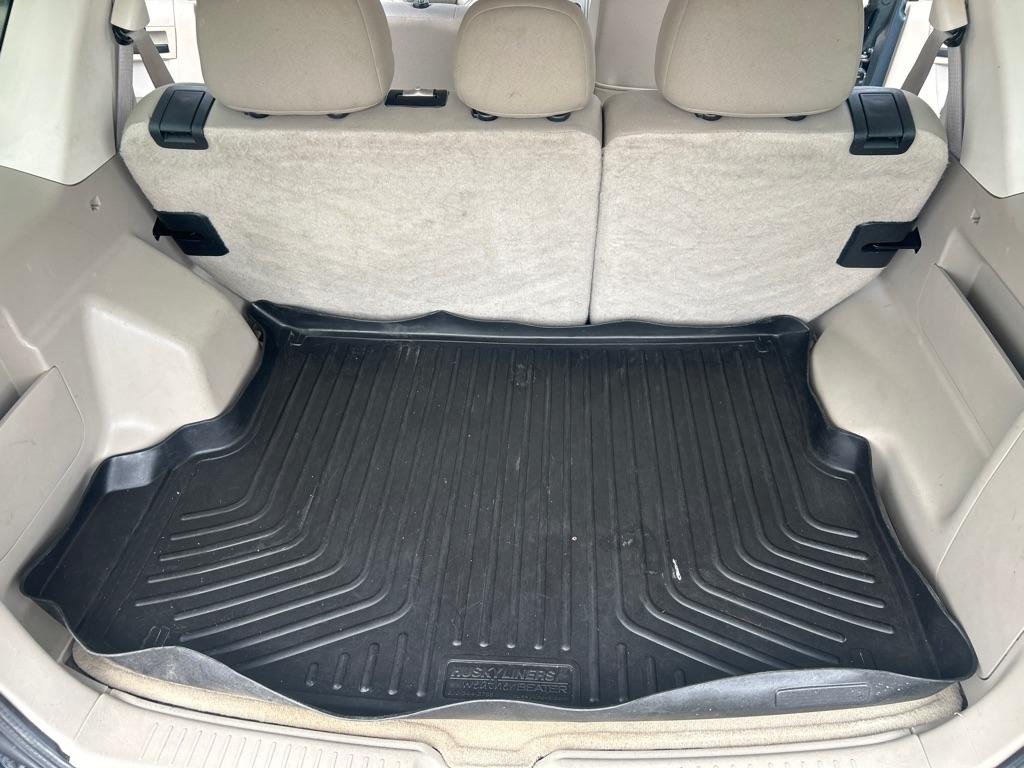 Ford Escape XLT 4WD 2011