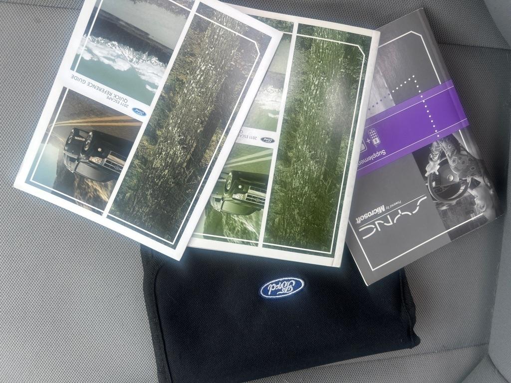 Ford Escape XLT 4WD 2011