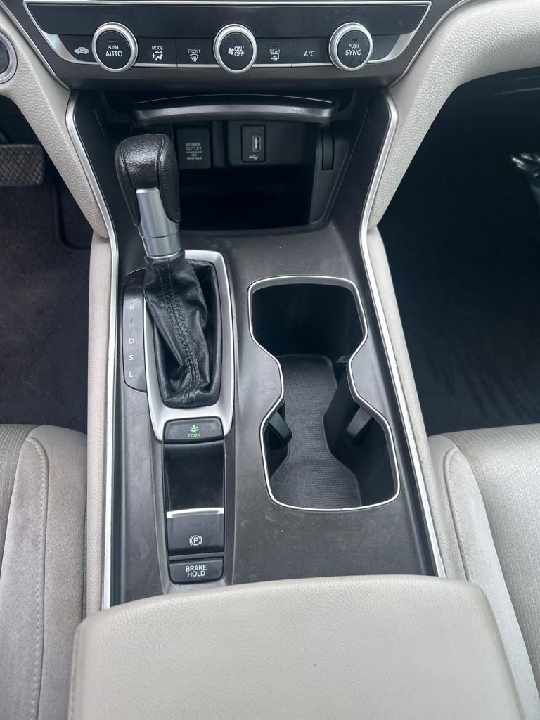 Honda Accord LX CVT 2018