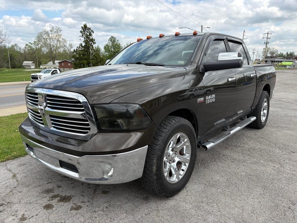 RAM 1500 SLT Crew Cab SWB 4WD 2014