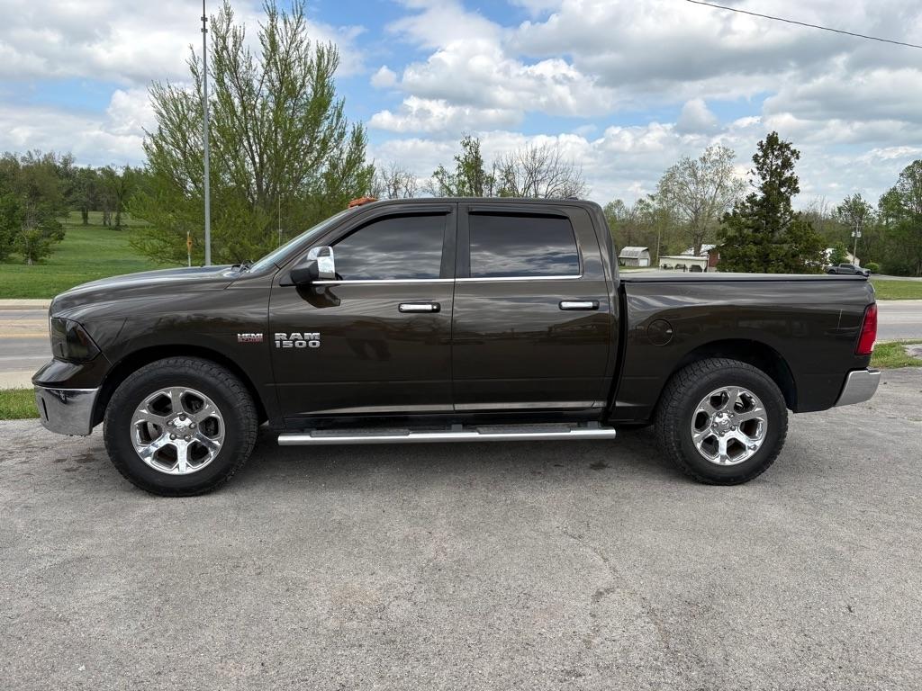 RAM 1500 SLT Crew Cab SWB 4WD 2014