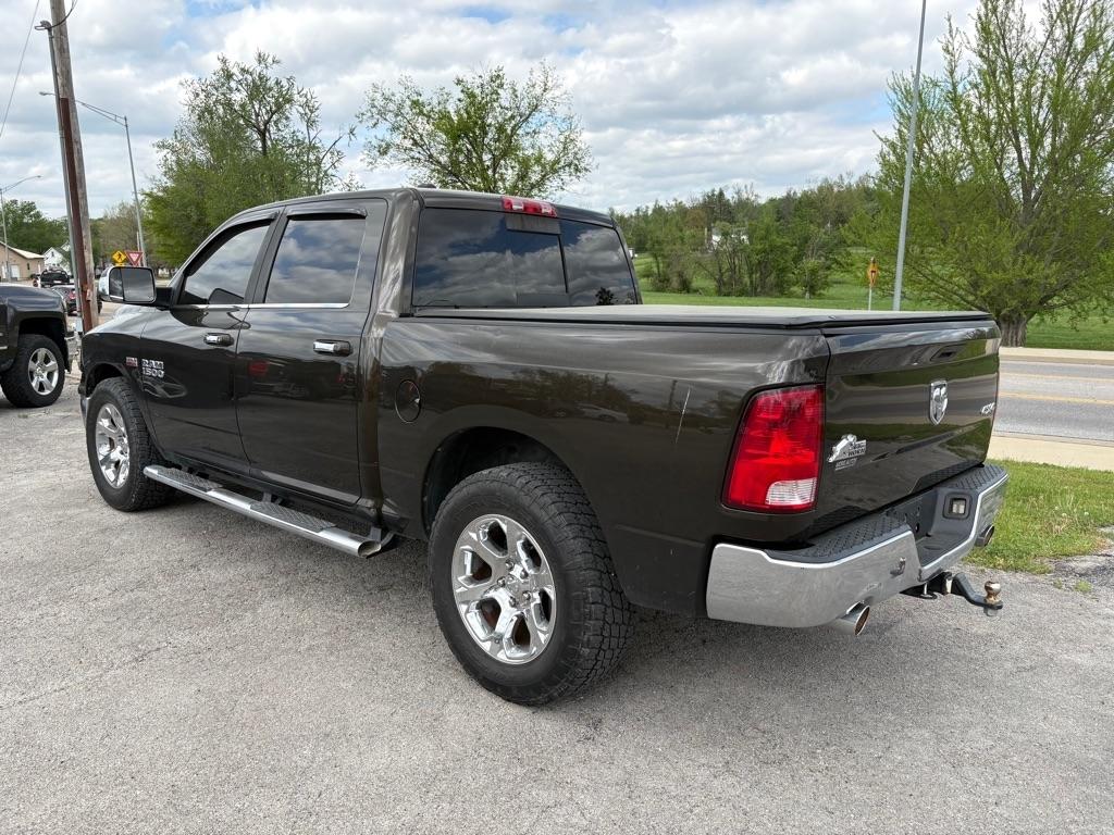 RAM 1500 SLT Crew Cab SWB 4WD 2014