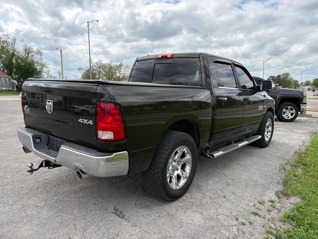 RAM 1500 SLT Crew Cab SWB 4WD 2014