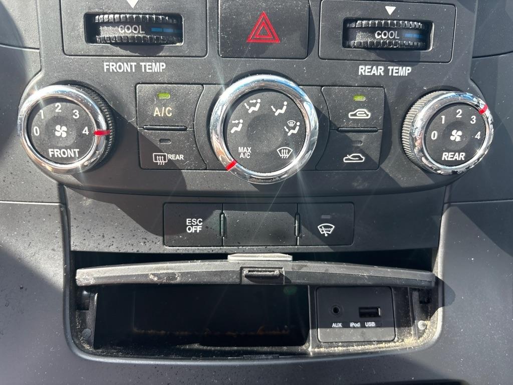 Kia Sedona LX LWB 2014